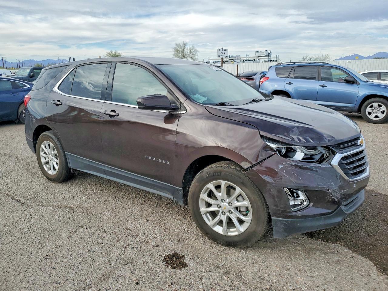 2020 CHEVROLET EQUINOX LT photo 4