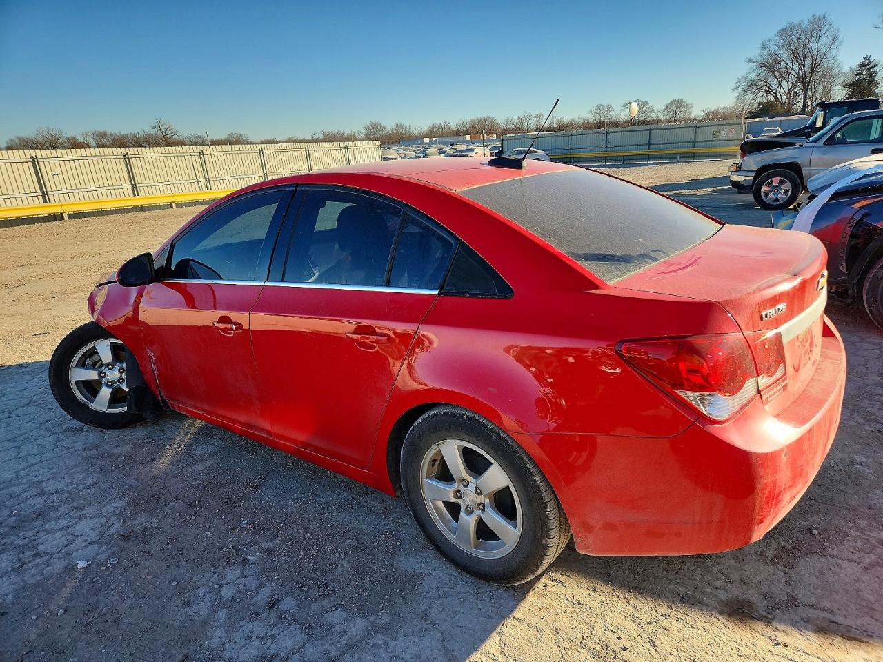 2015 CHEVROLET CRUZE LT photo 2