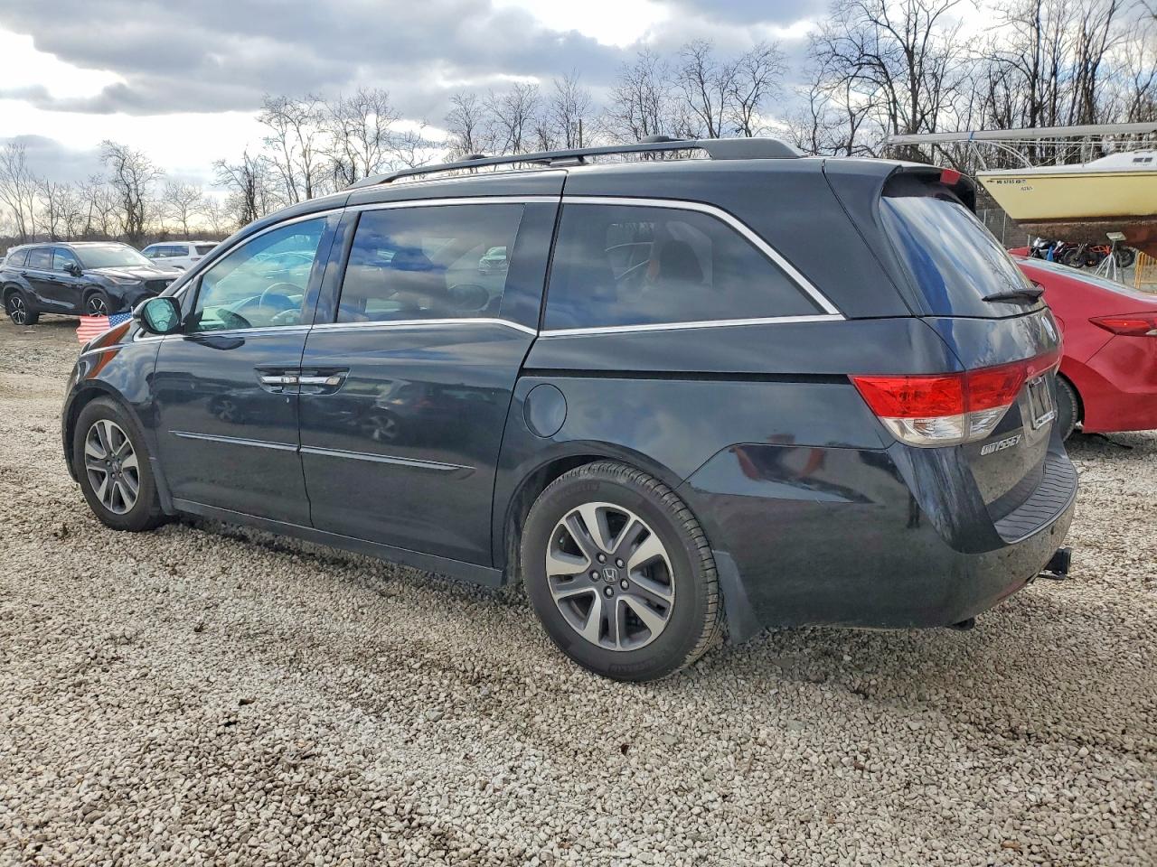 2014 HONDA ODYSSEY TOURING photo 2