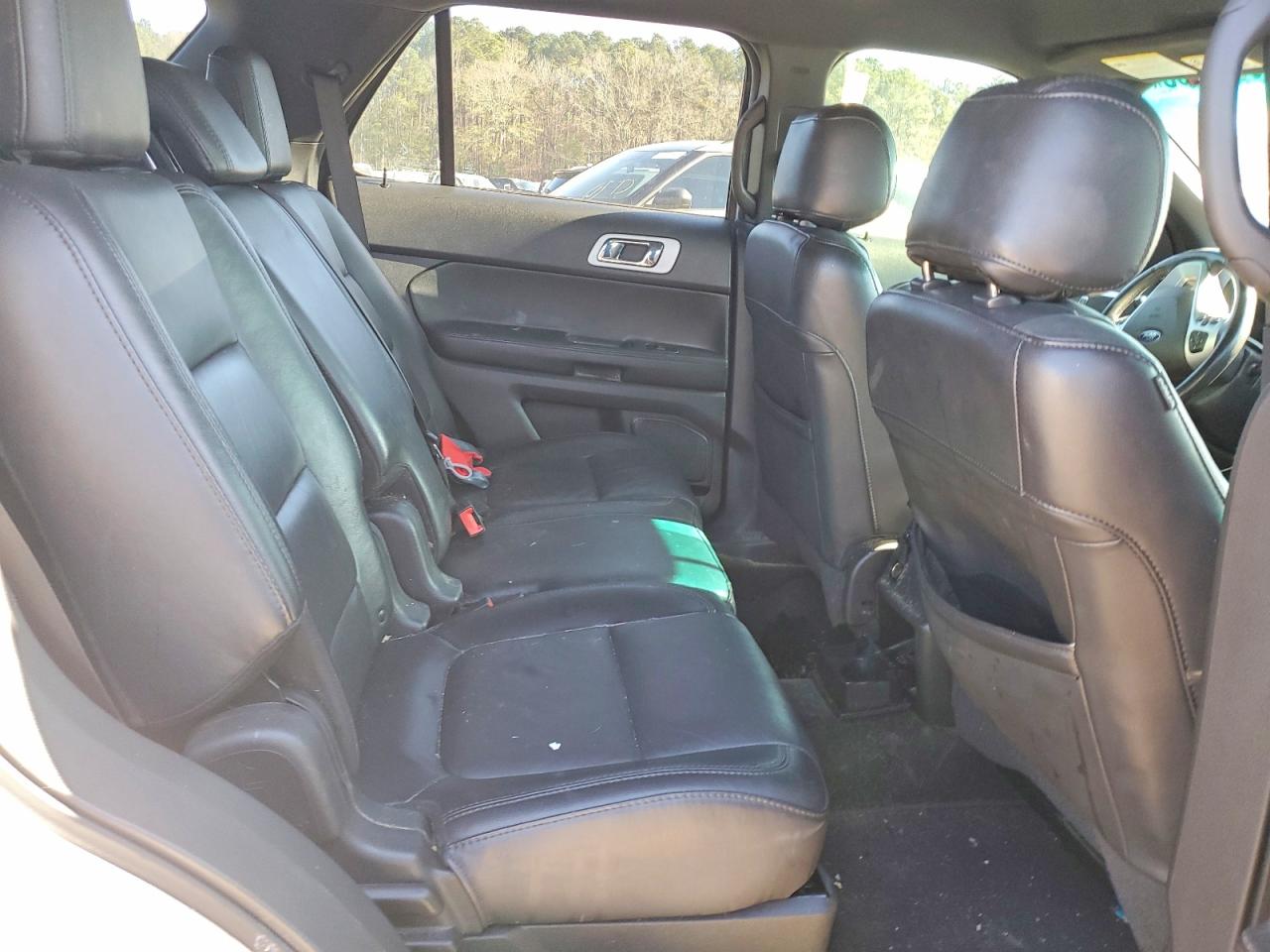2015 FORD EXPLORER XLT photo 11