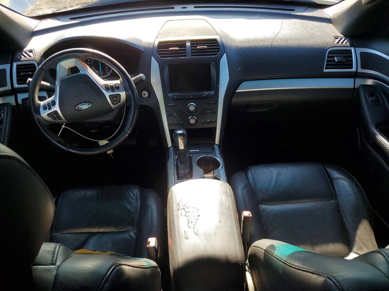 2015 FORD EXPLORER XLT photo 8