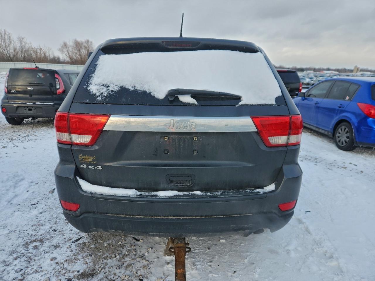 2011 JEEP GRAND CHEROKEE LAREDO photo 6