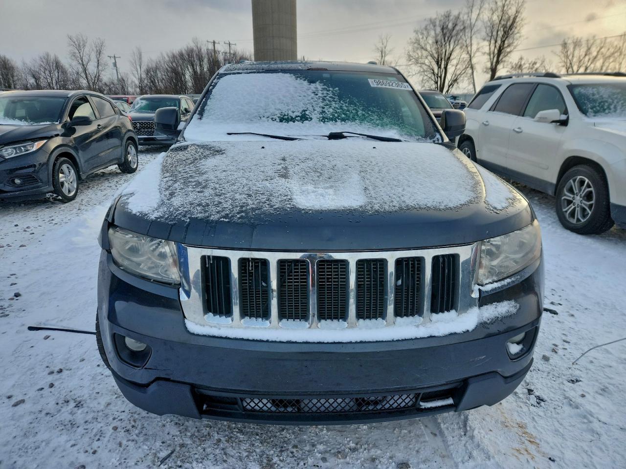 2011 JEEP GRAND CHEROKEE LAREDO photo 5