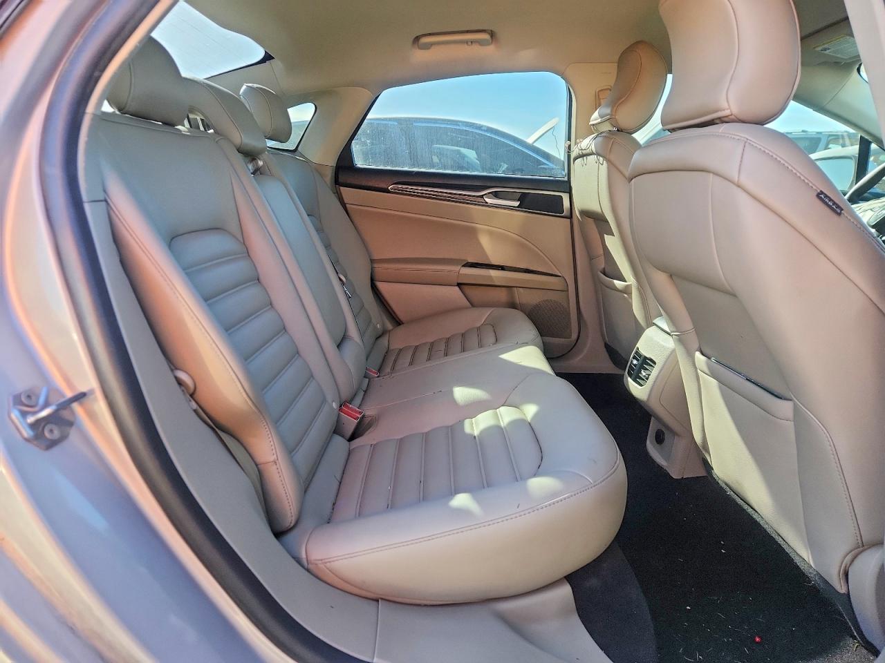 2019 FORD FUSION SEL photo 10