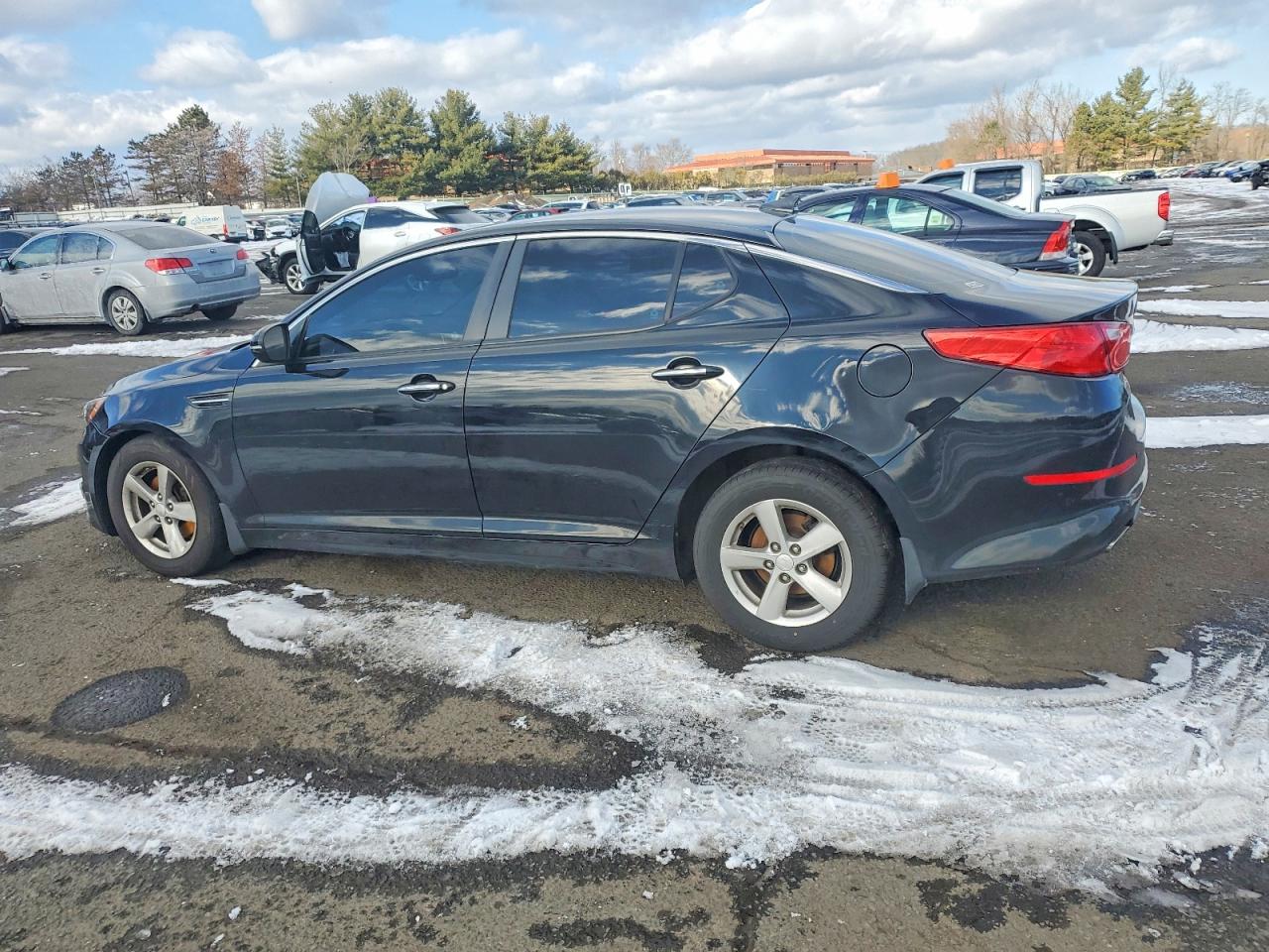 2014 KIA OPTIMA LX photo 2
