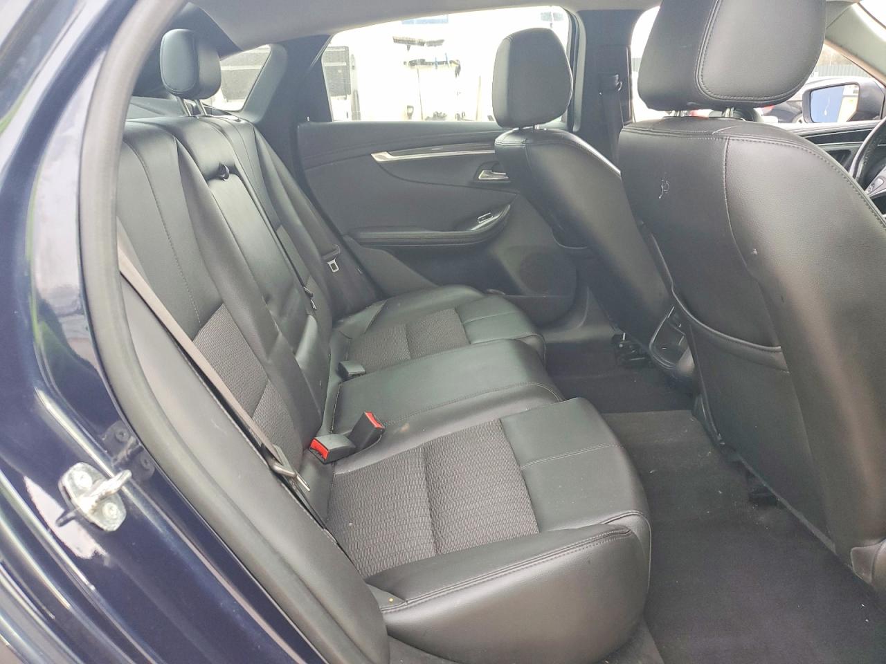 2018 CHEVROLET IMPALA LT photo 19