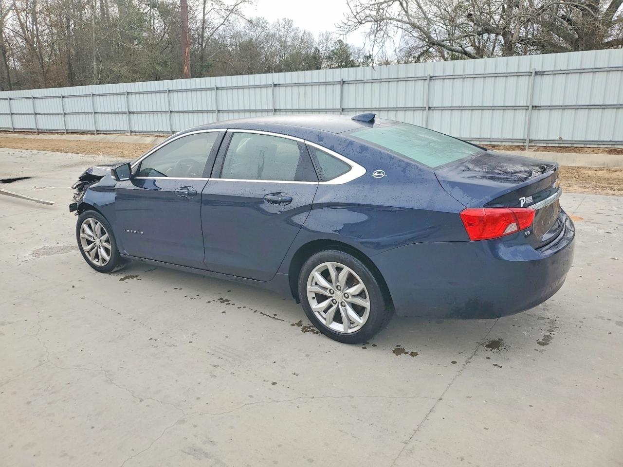 2018 CHEVROLET IMPALA LT photo 3