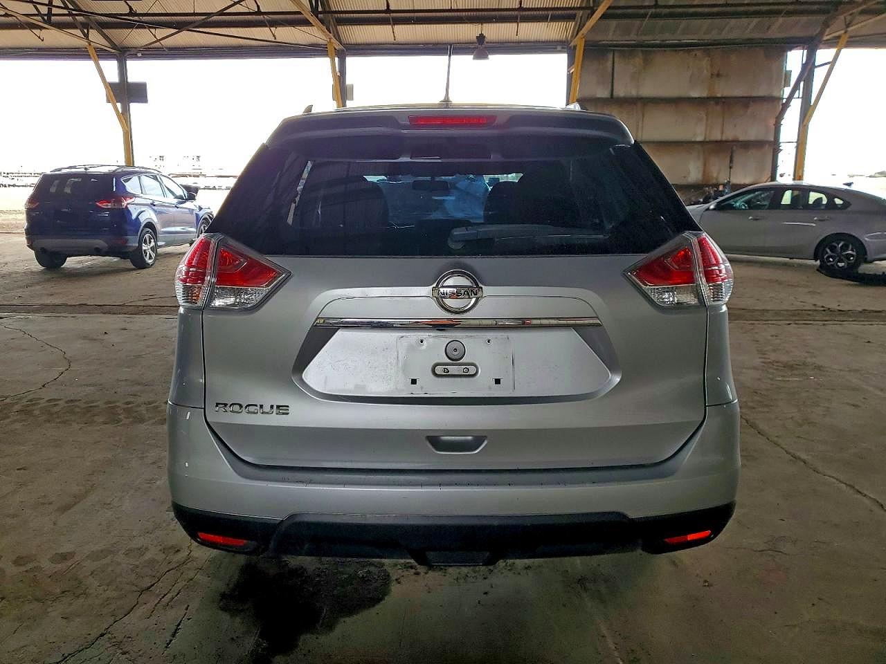 2016 NISSAN ROGUE S photo 6