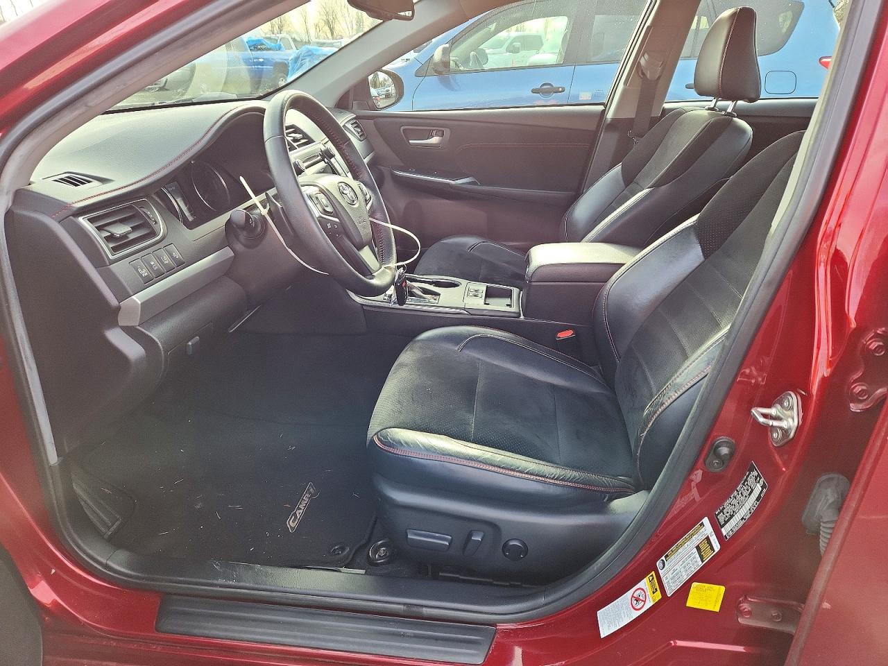 2015 TOYOTA CAMRY XSE photo 7