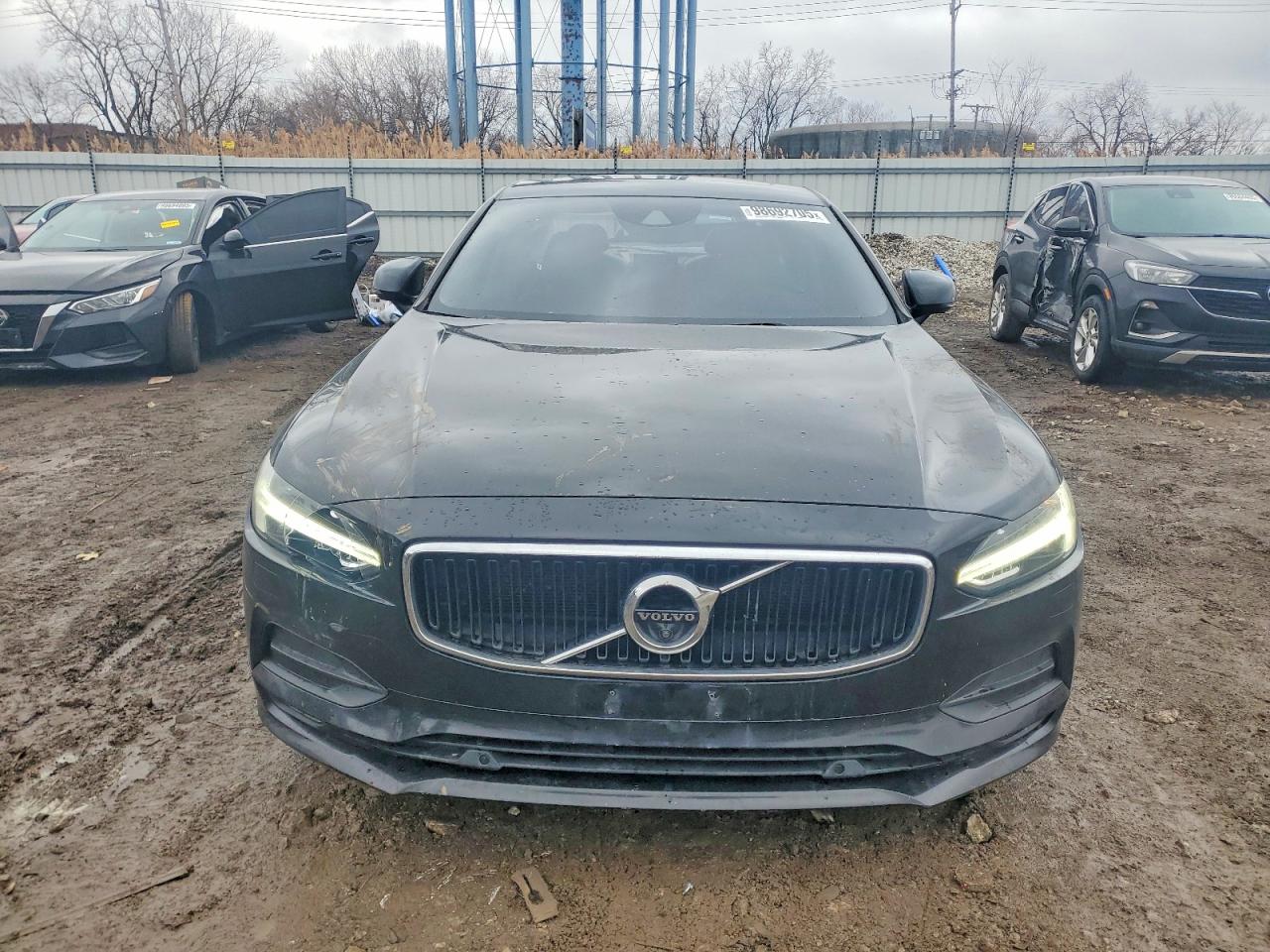 2018 VOLVO S90 T5 MOMENTUM photo 9