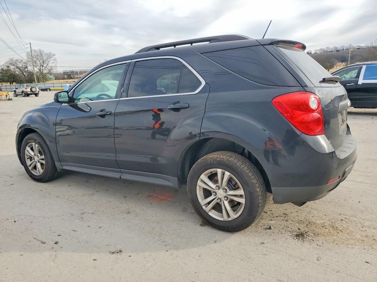 2014 CHEVROLET EQUINOX LT photo 2