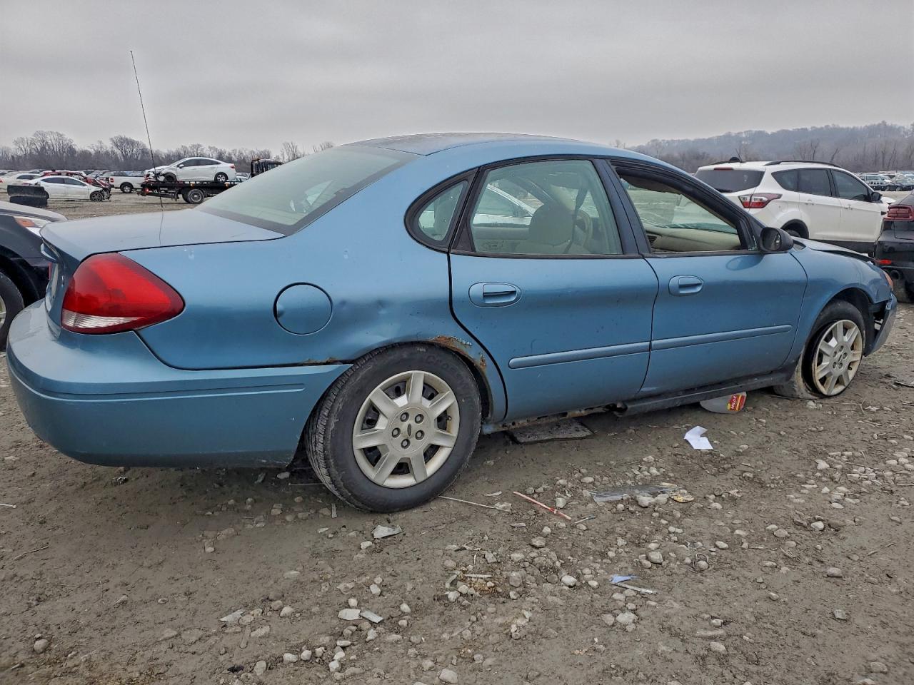 2007 FORD TAURUS SE photo 3