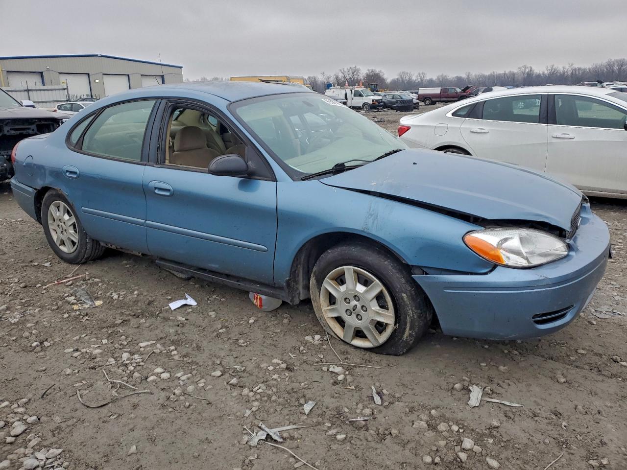 2007 FORD TAURUS SE photo 4
