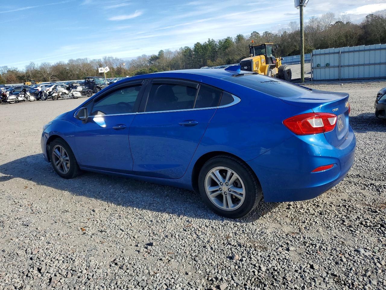 2016 CHEVROLET CRUZE LT photo 2