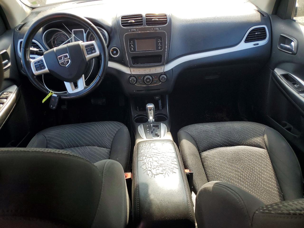 2018 DODGE JOURNEY SE photo 8