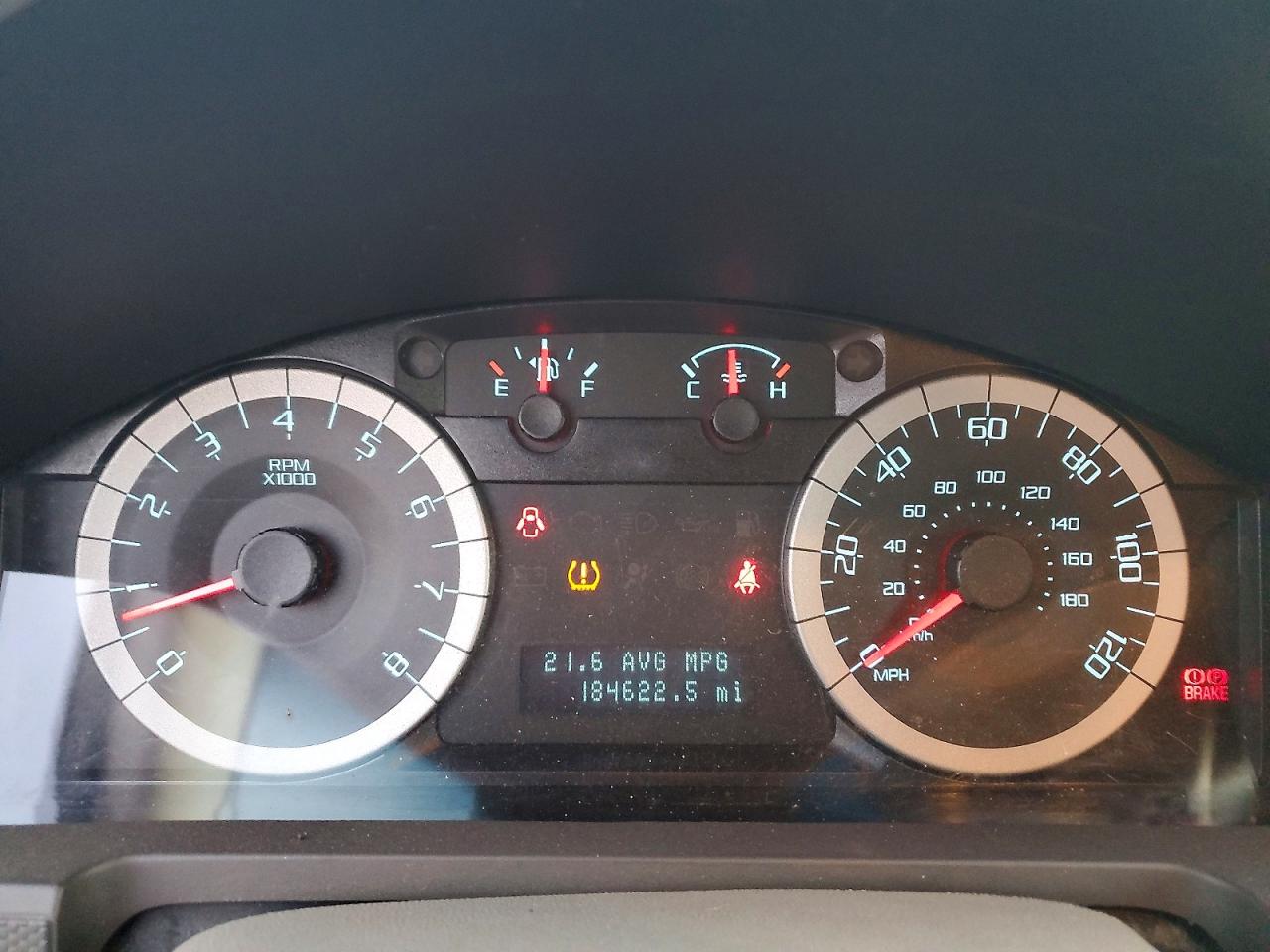 2011 FORD ESCAPE XLT photo 9