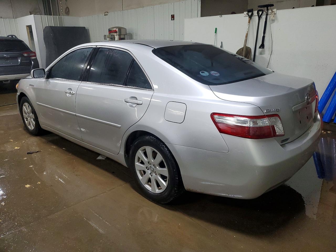 2009 TOYOTA CAMRY HYBRID photo 2