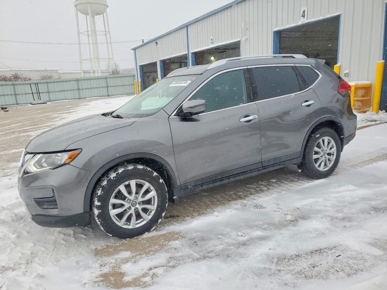 2017 NISSAN ROGUE