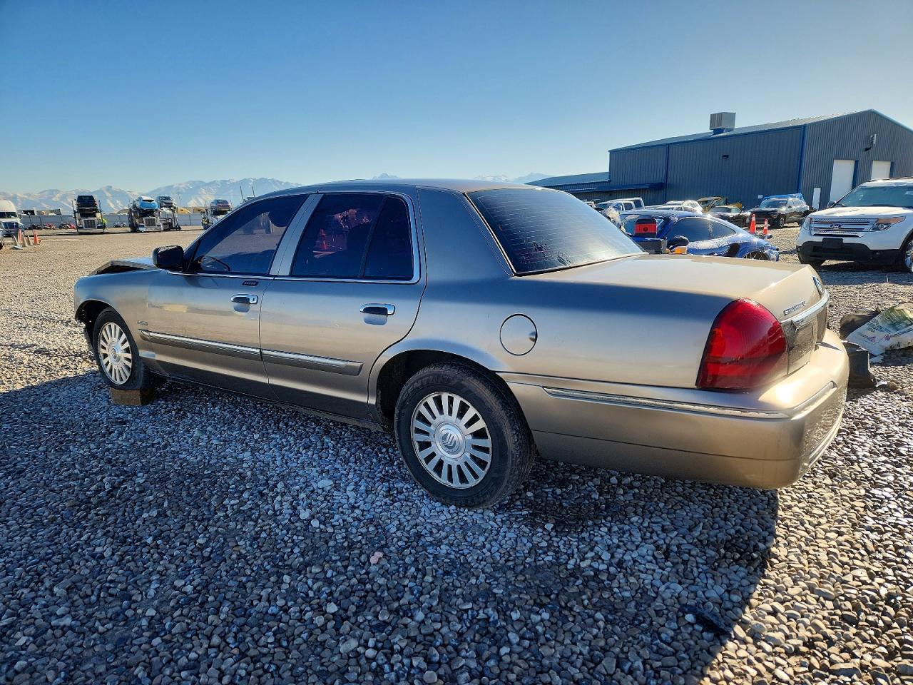 2006 MERCURY GRAND MARQUIS LS photo 2