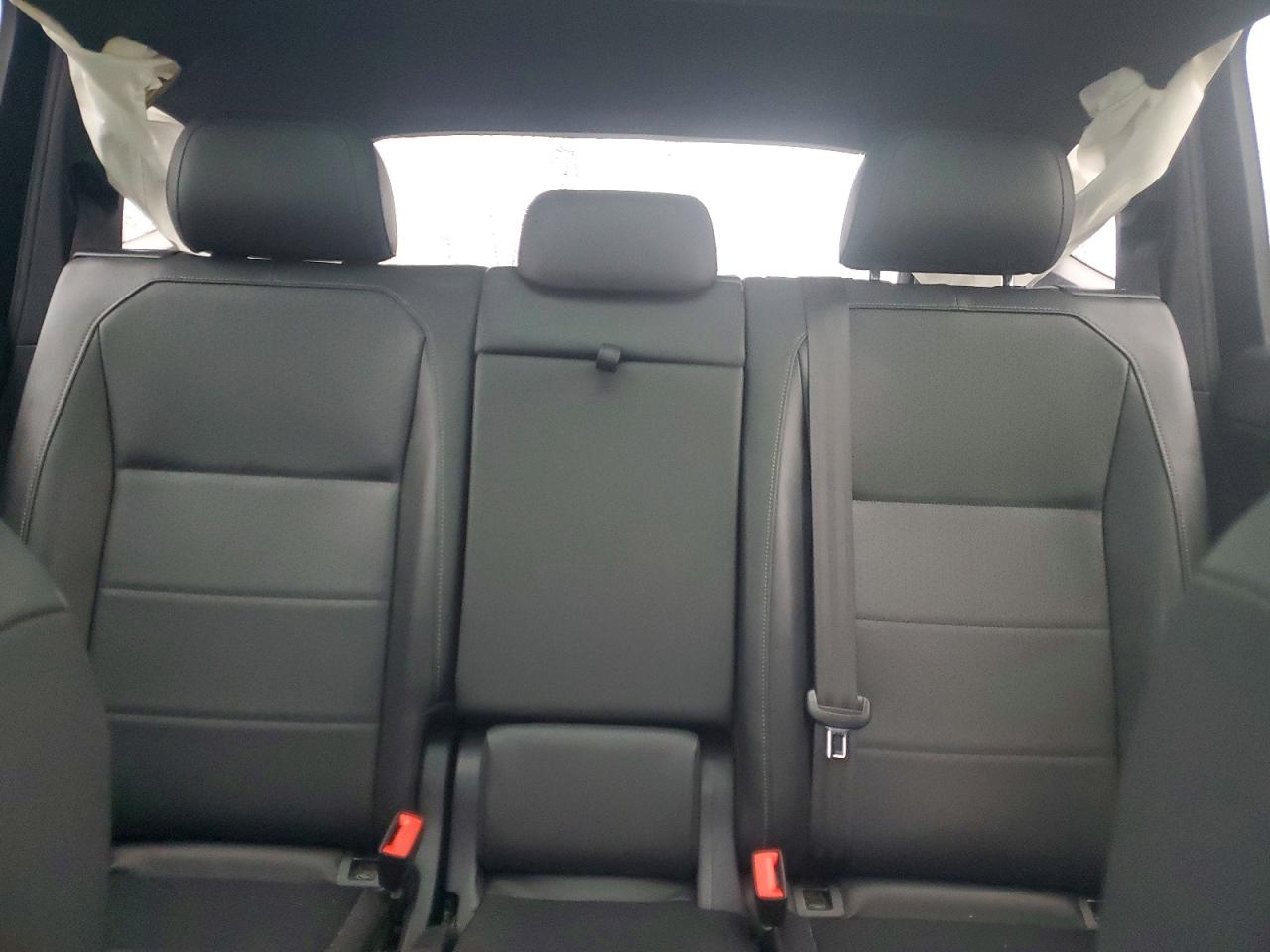 2020 VOLKSWAGEN TIGUAN SE photo 10