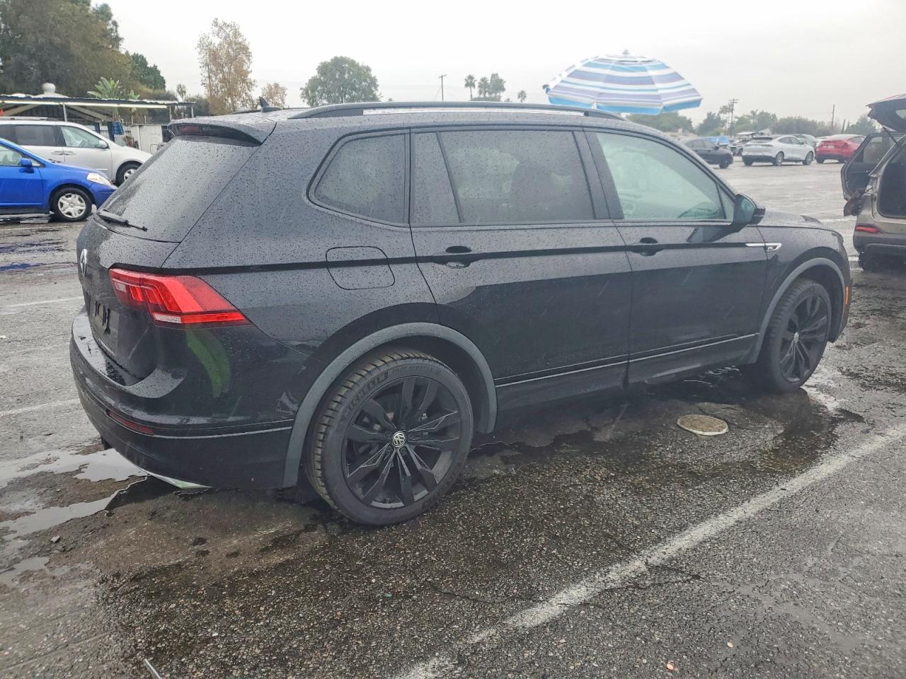 2020 VOLKSWAGEN TIGUAN SE photo 3
