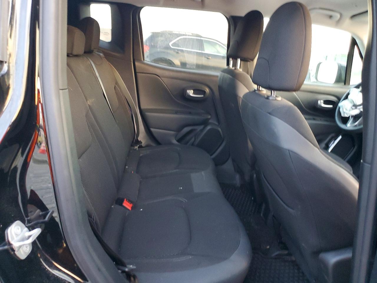 2023 JEEP RENEGADE ALTITUDE photo 19