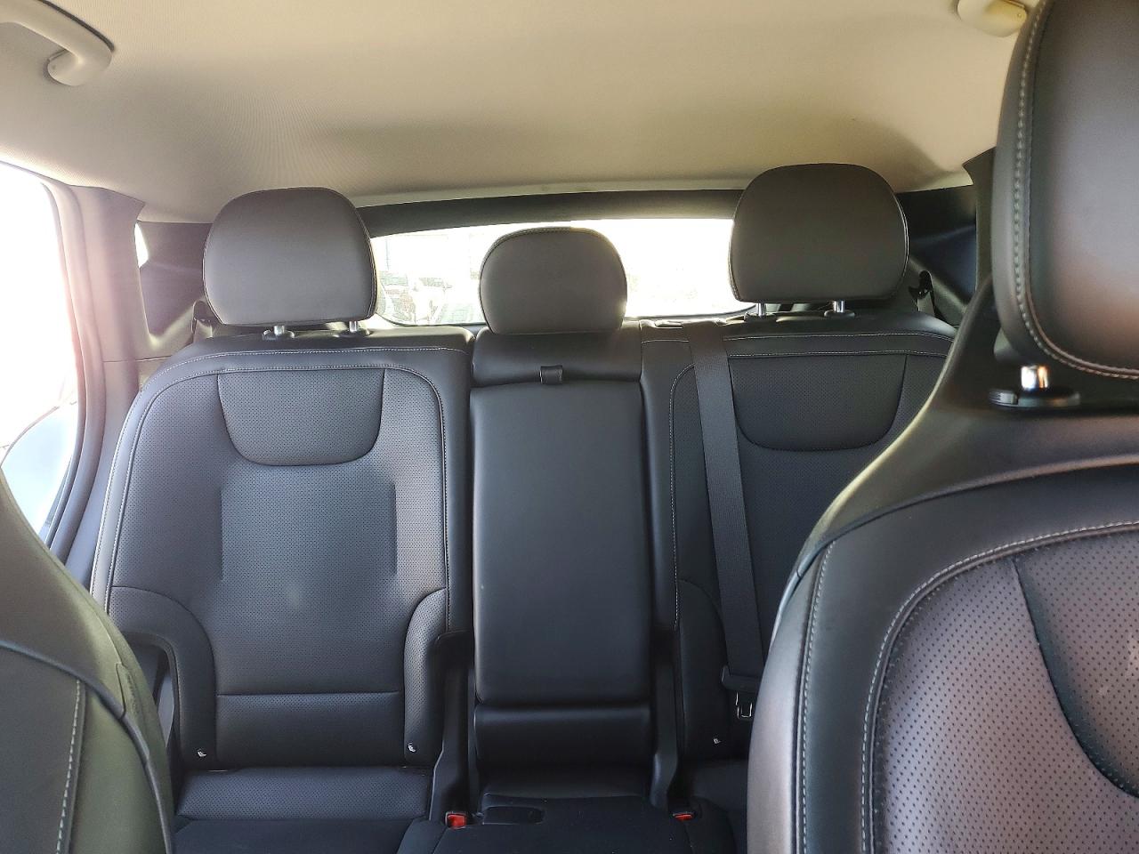 2022 KIA EV6 LIGHT photo 10