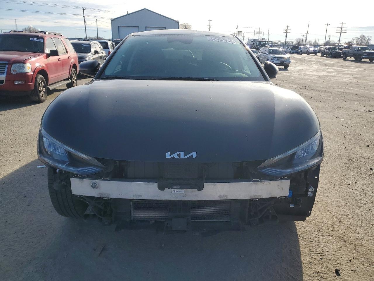 2022 KIA EV6 LIGHT photo 5