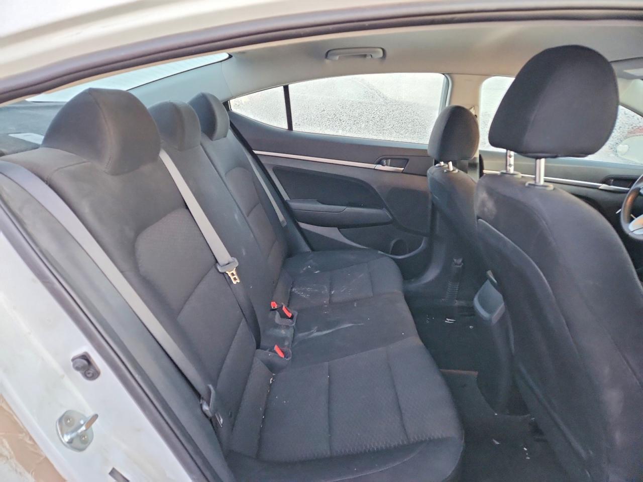 2020 HYUNDAI ELANTRA SEL photo 10