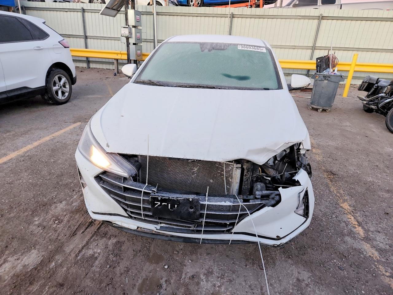 2020 HYUNDAI ELANTRA SEL photo 5