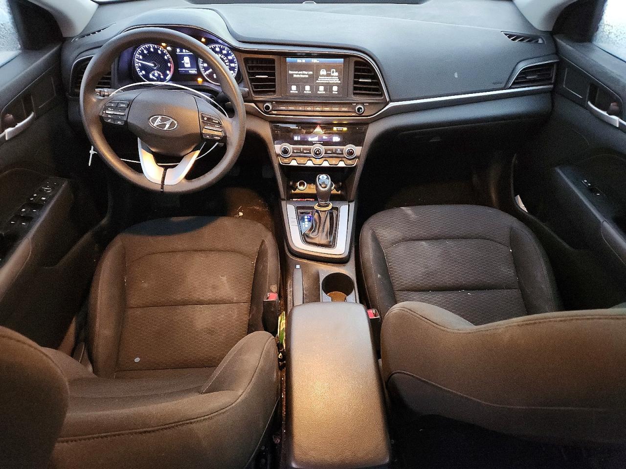 2020 HYUNDAI ELANTRA SEL photo 8