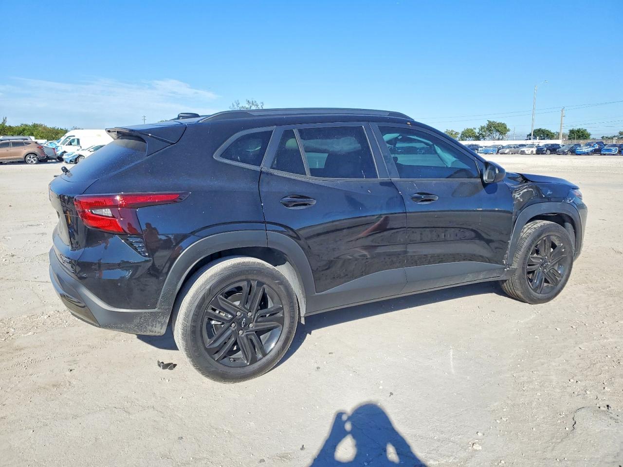 2025 CHEVROLET TRAX ACTIV photo 3