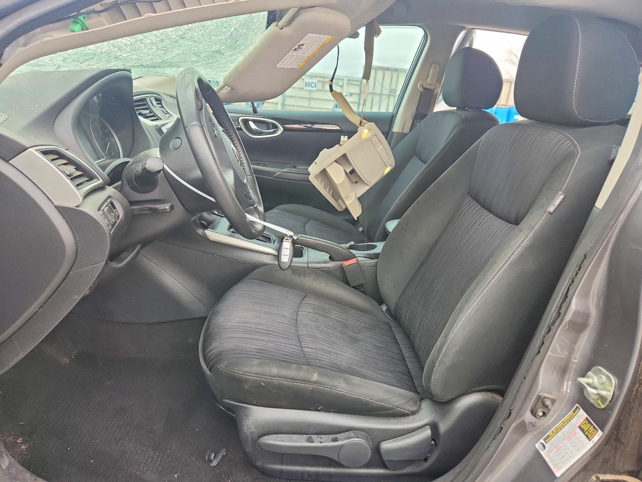 2019 NISSAN SENTRA S photo 7