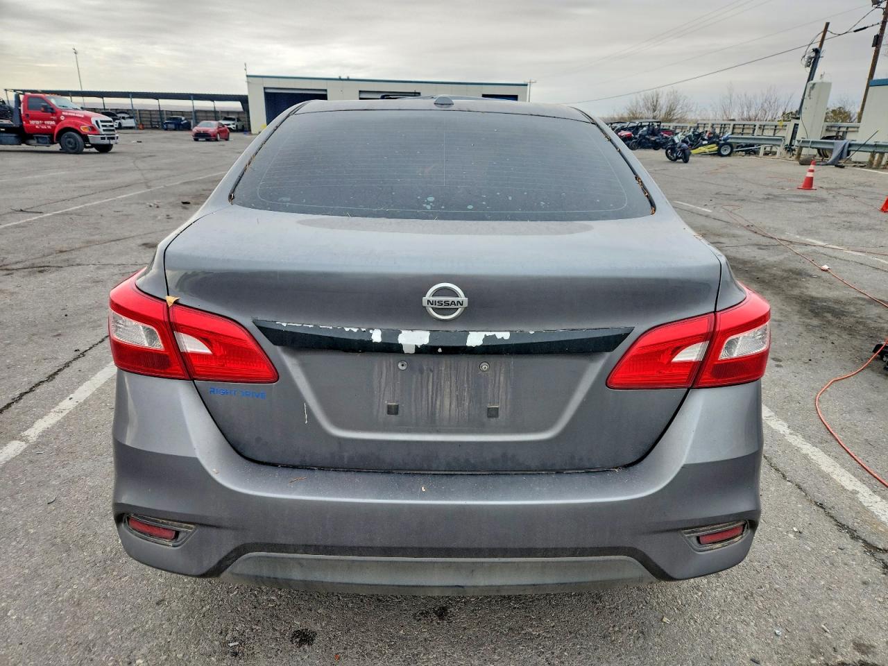 2019 NISSAN SENTRA S photo 6