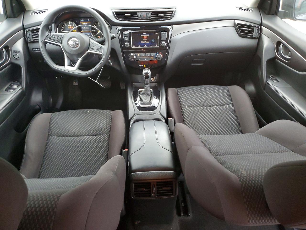 2020 NISSAN ROGUE SPORT S photo 8