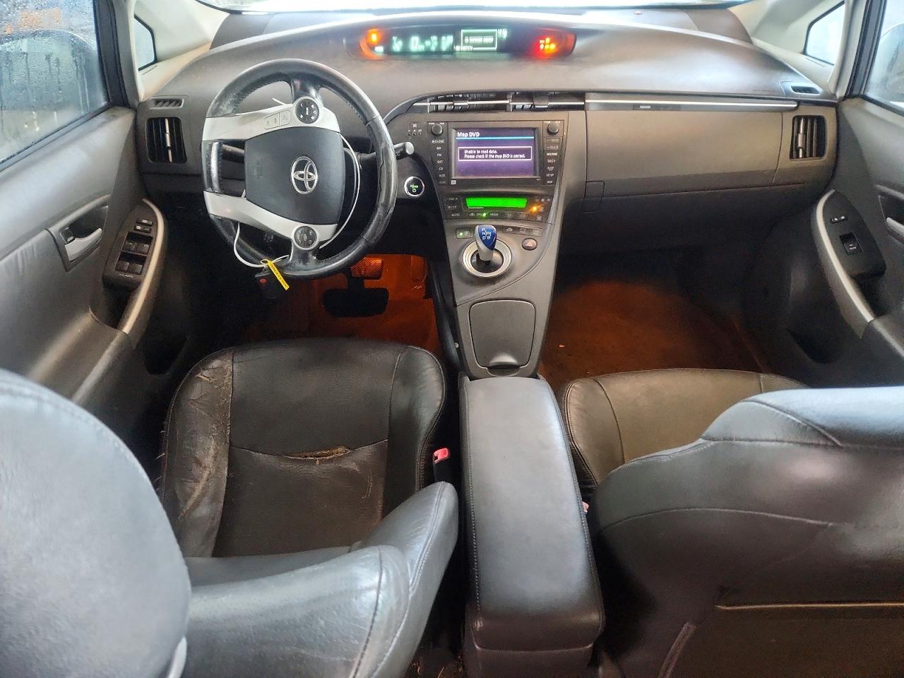 2011 TOYOTA PRIUS photo 8