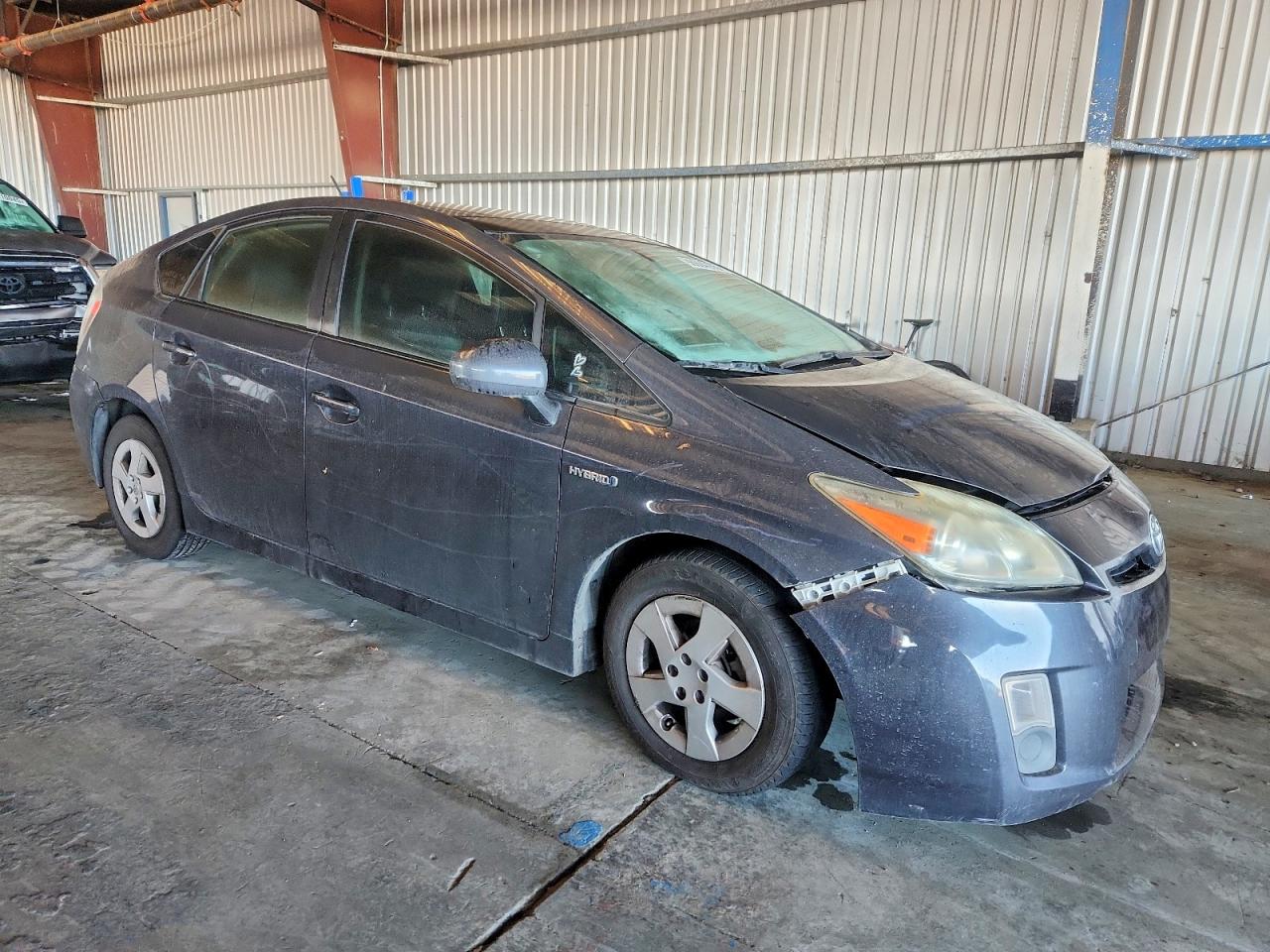 2011 TOYOTA PRIUS photo 4