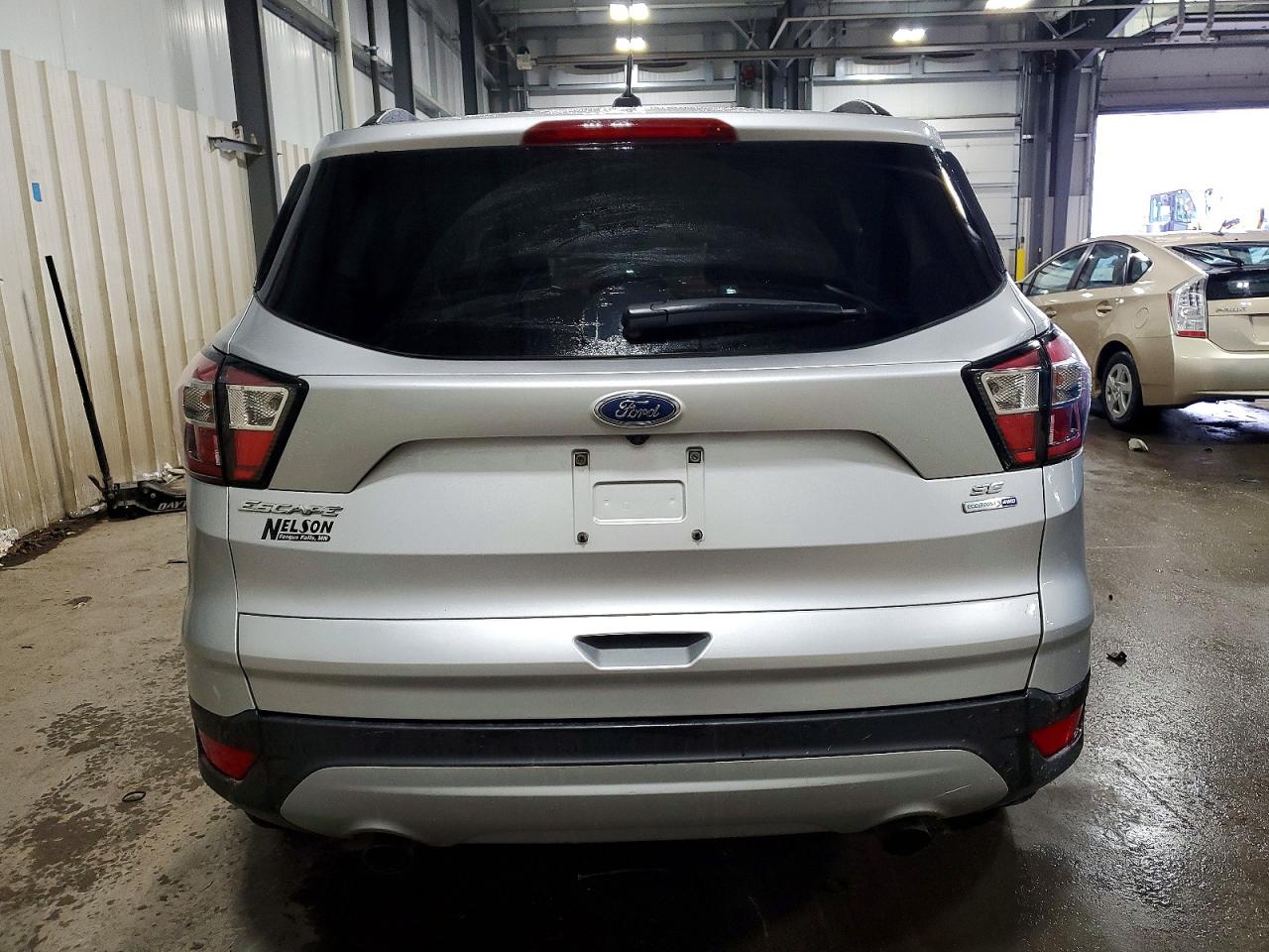 2017 FORD ESCAPE SE photo 6