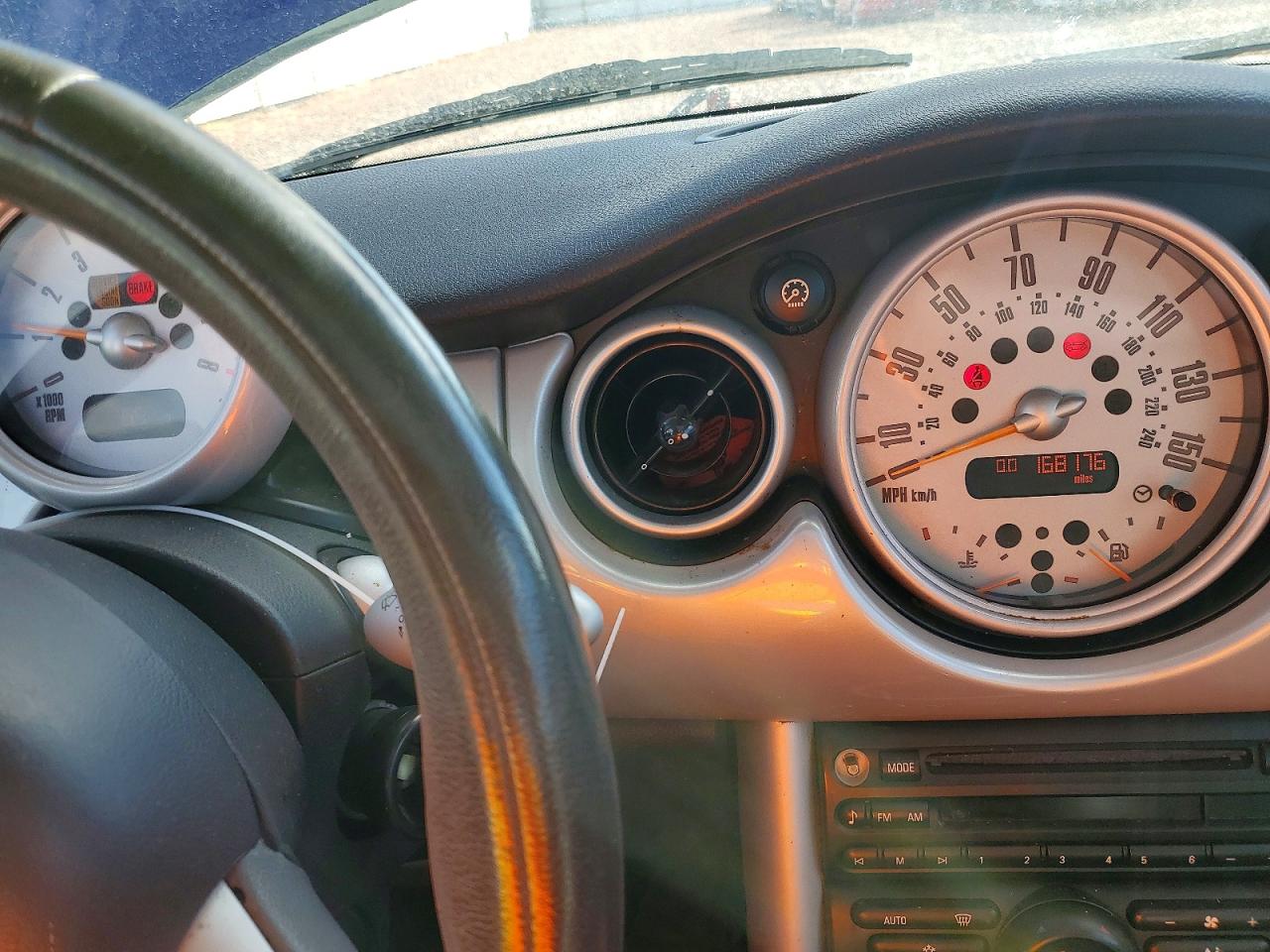2005 MINI COOPER photo 17