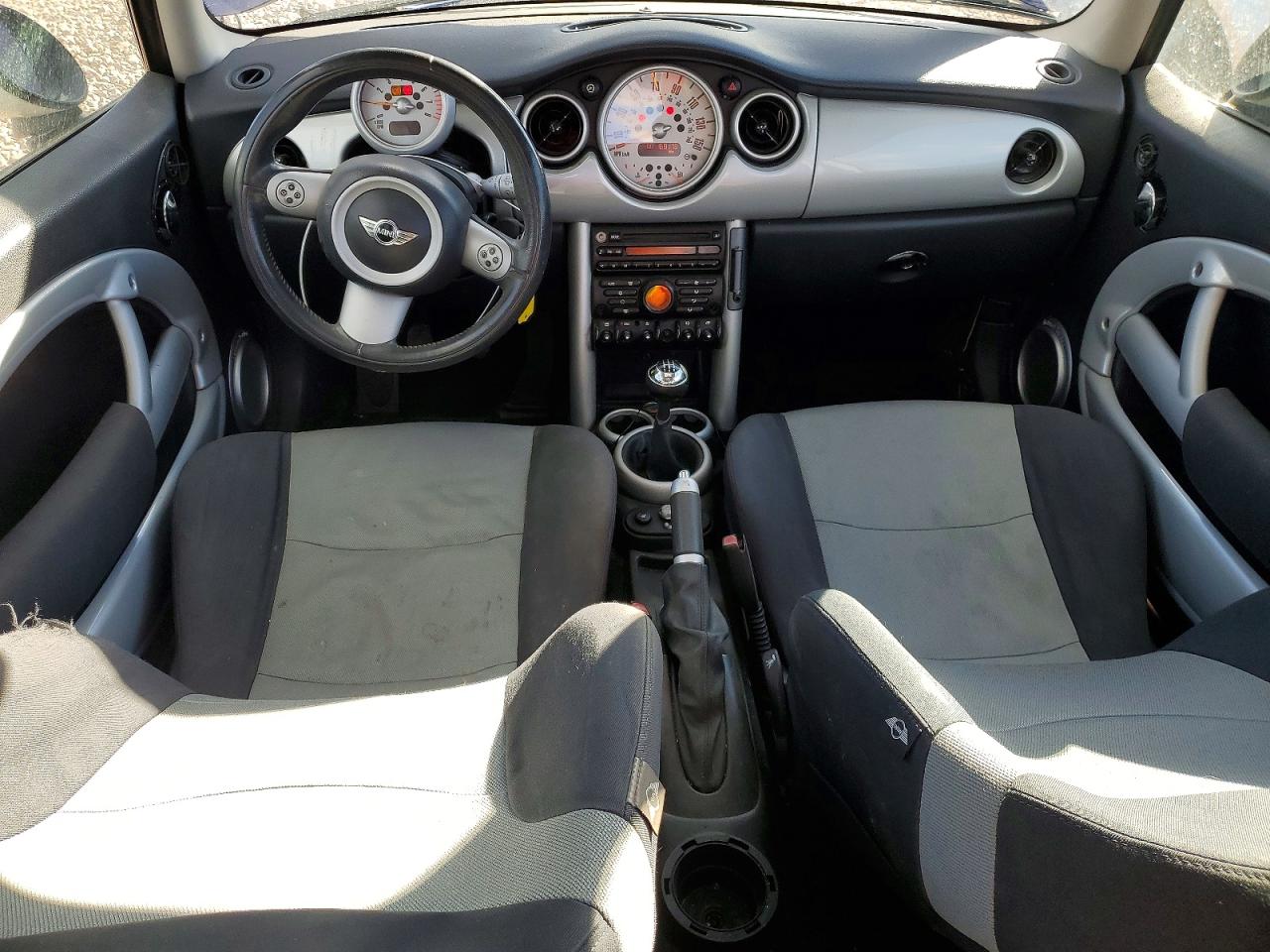 2005 MINI COOPER photo 15