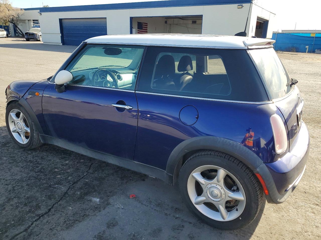 2005 MINI COOPER photo 3