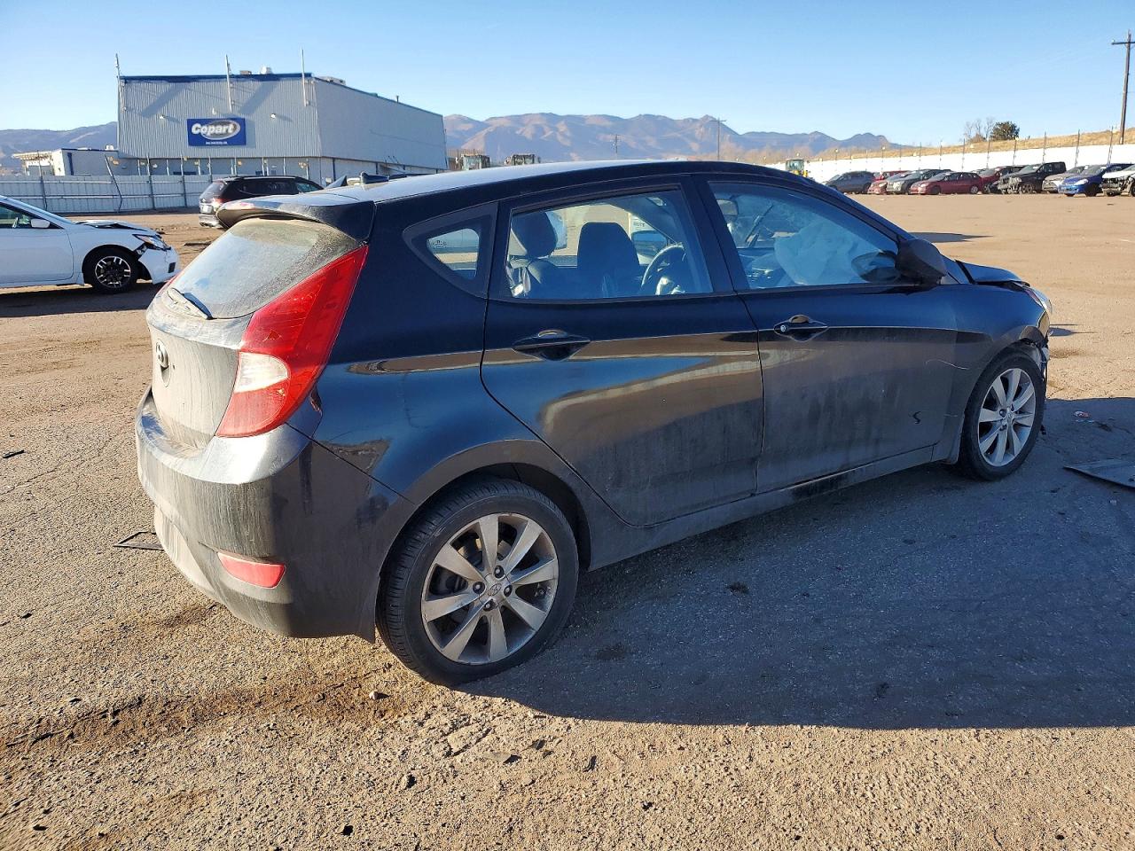 2012 HYUNDAI ACCENT GLS photo 3