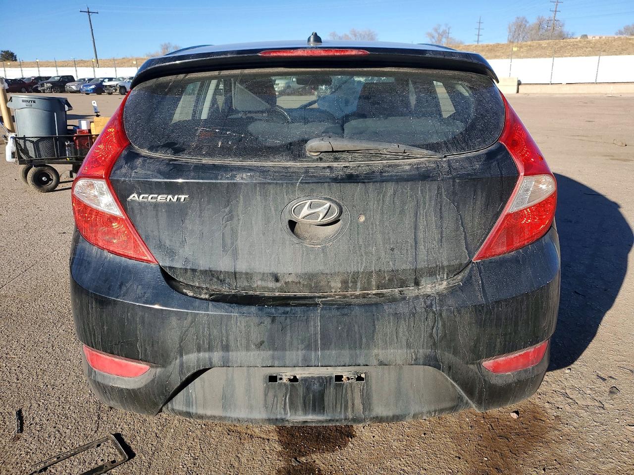 2012 HYUNDAI ACCENT GLS photo 6