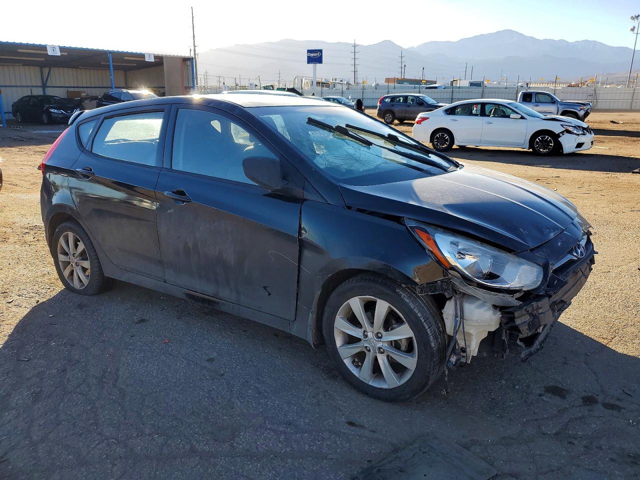 2012 HYUNDAI ACCENT GLS photo 4