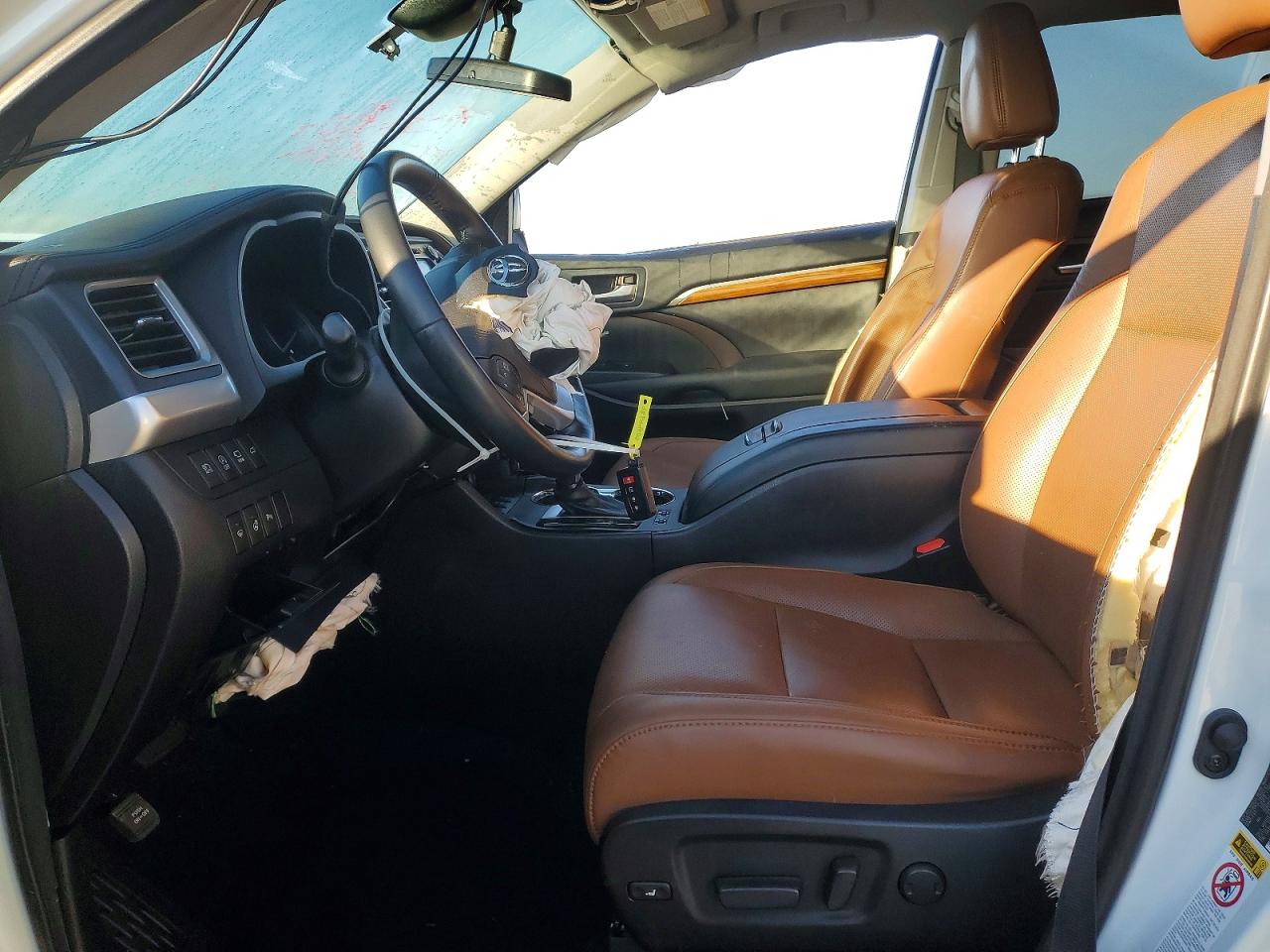 2017 TOYOTA HIGHLANDER LIMITED photo 7