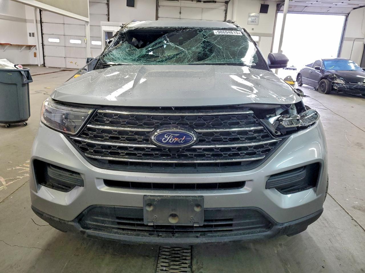 2020 FORD EXPLORER XLT photo 5
