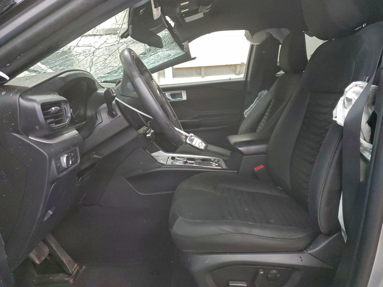 2020 FORD EXPLORER XLT photo 7