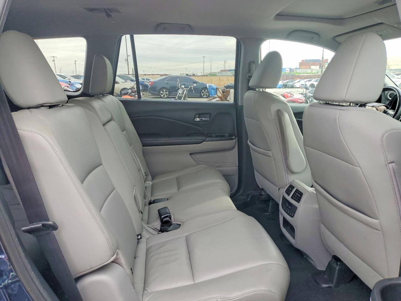 2016 HONDA PILOT EXL photo 21