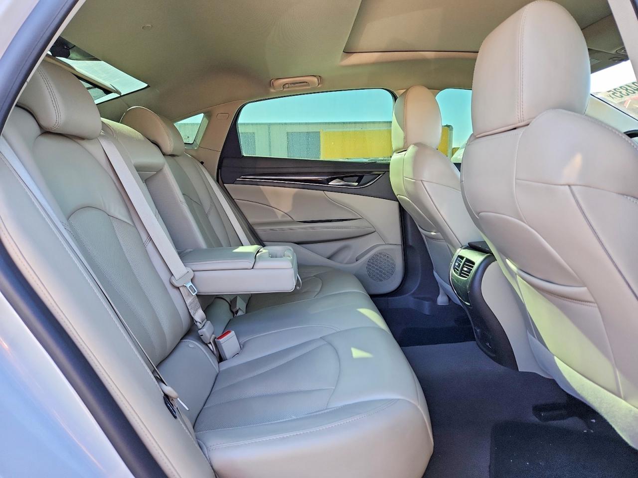 2017 BUICK LACROSSE PREMIUM photo 10