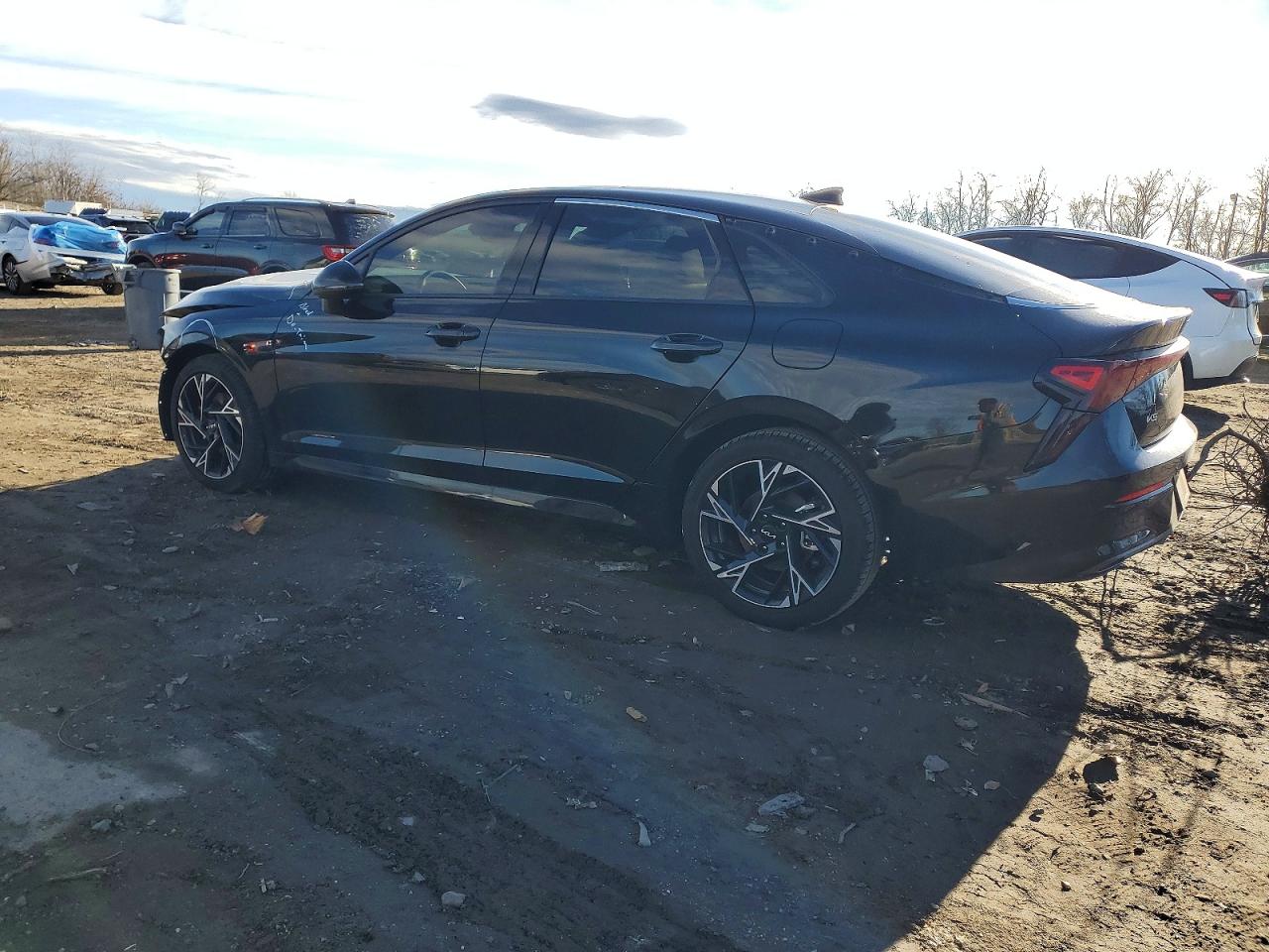 2025 KIA K5 GT LINE photo 3